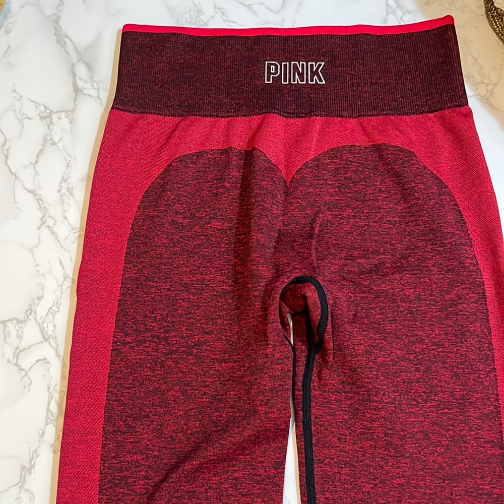 PINK seamless leggings size small.